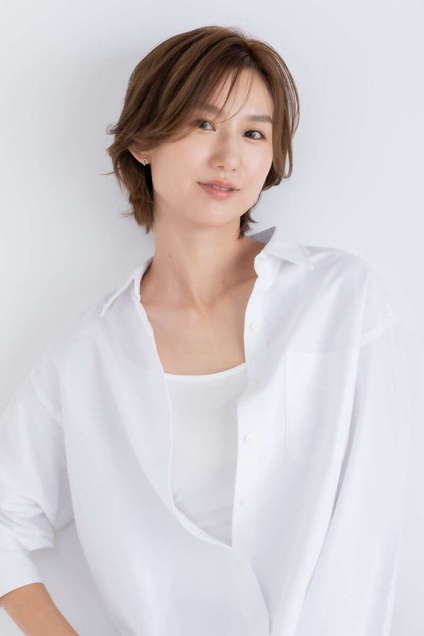 【東京都内発】 《東京宝塚劇場》綺城ひか理さん同行! 東京宝塚劇場 花組公演S席観劇と東京半日観光 (日帰り)<クレジット決済>1